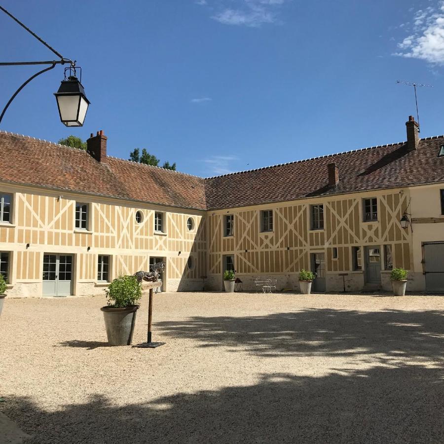 Domaine Du Plessis Acomodação com café da manhã Le Plessis-Luzarches Exterior foto